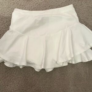 white high waist mini skort